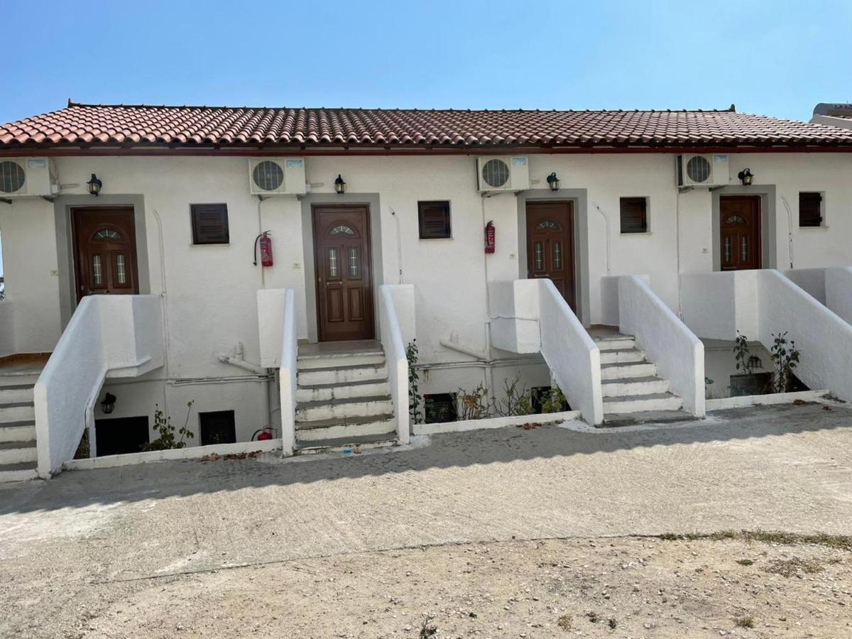 Yannis Apartments Barbati Exterior photo