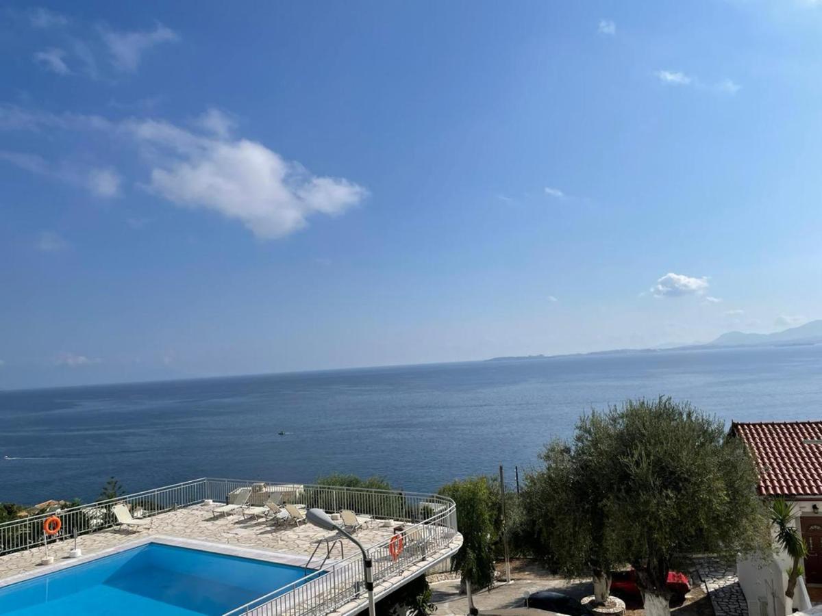 Yannis Apartments Barbati Exterior photo