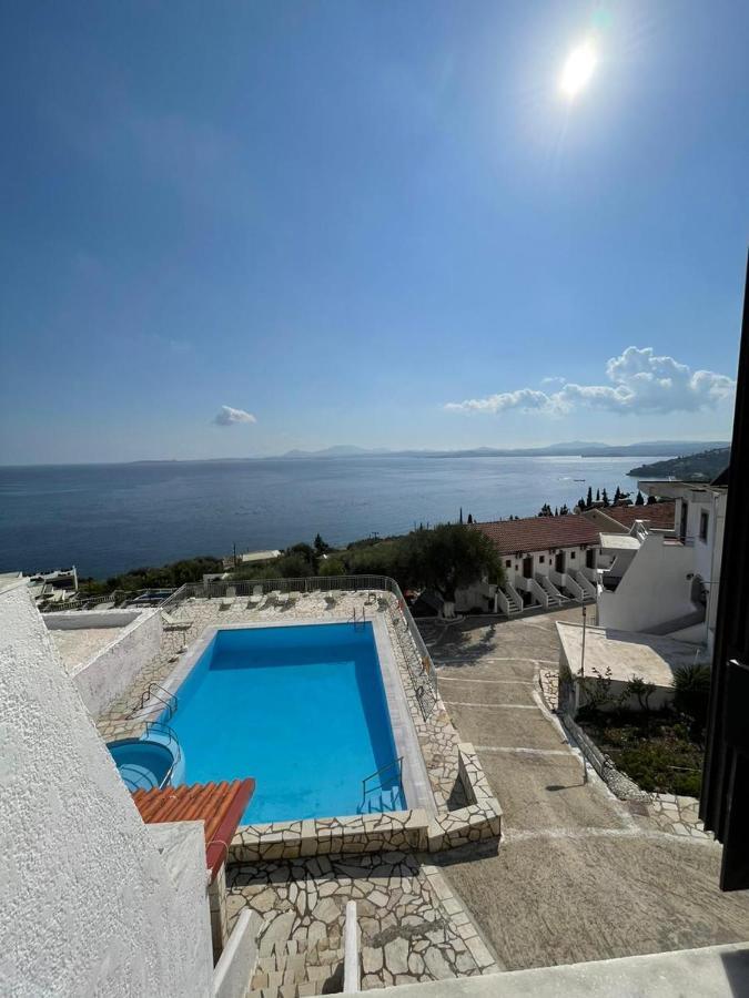 Yannis Apartments Barbati Exterior photo